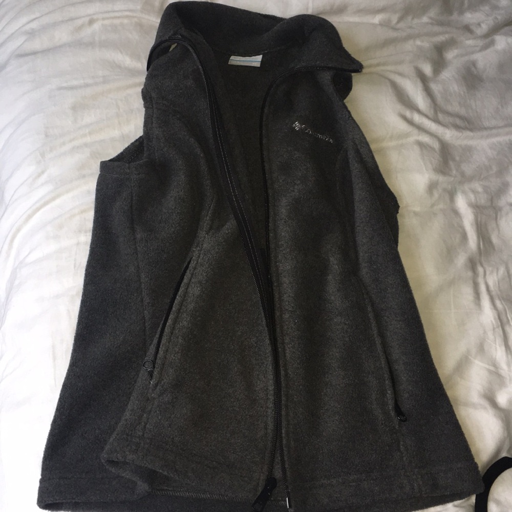 Grey Columbia vest